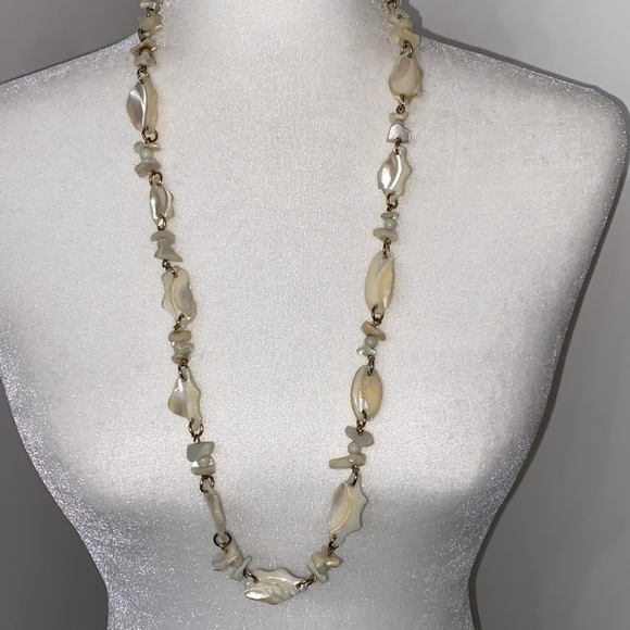 Iridescent Seashell Beach Party Summer Long Necklace Vintage - Picture 7 of 16